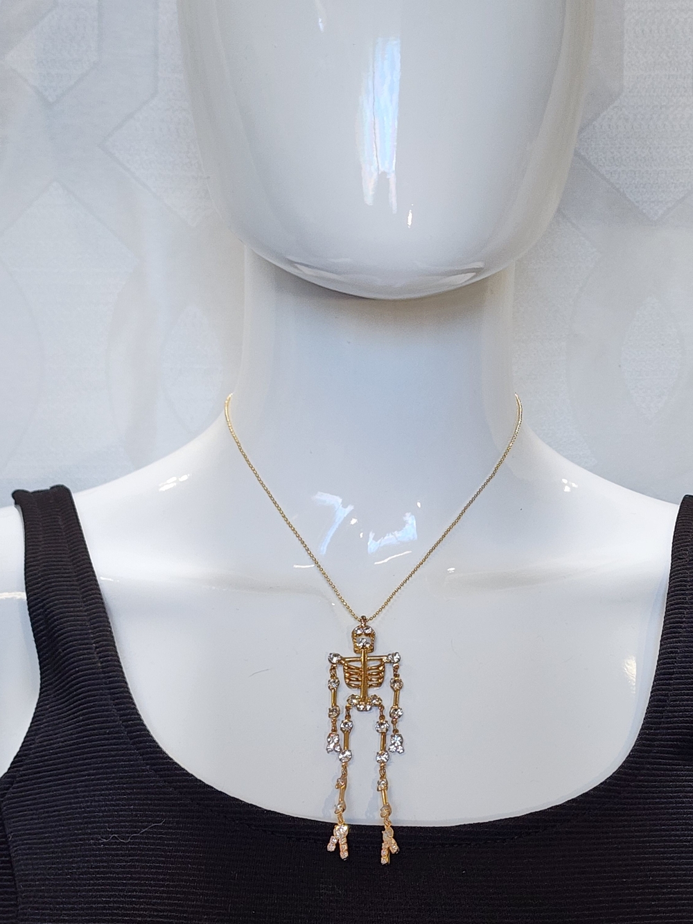 Y2K Gold Tone Rhinestone Articulated Skeleton Necklace Dangling Halloween - Picture 6 of 11
